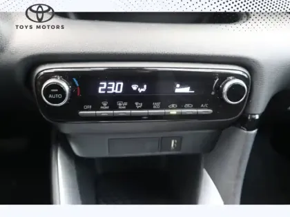 Photo 31 Toyota Yaris Hybride 116h Design