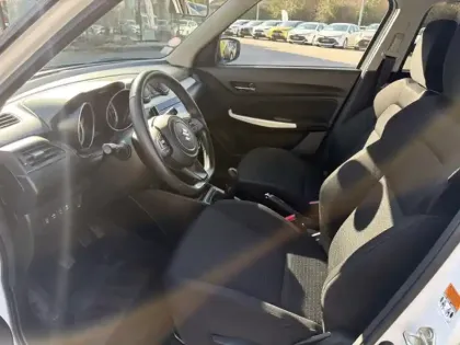 Photo 15 Suzuki Swift Gén. IV Ph1 Privilège 5