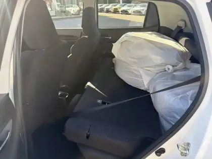 Photo 16 Suzuki Swift Gén. IV Ph1 Privilège 5