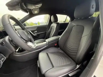 Photo 30 Mercedes Classe A 180 Progressive Line