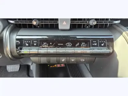 Photo 10 Toyota C-HR 1.8 Hybride 140 Graphic HYBRID M