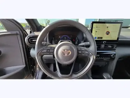 Photo 12 Toyota Yaris Hybride 1.5 HYBRID 130H DESIGN AUTO 2WD