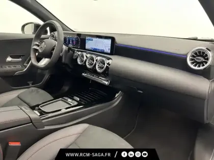 Photo 23 Mercedes Classe A 200 AMG Line