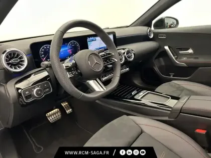 Photo 17 Mercedes Classe A 200 AMG Line