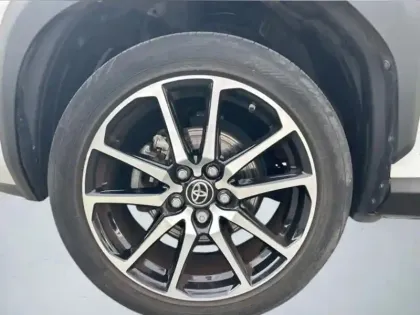 Photo 8 Toyota Yaris Hybride 1.5 HYBRID 116H GR SPORT