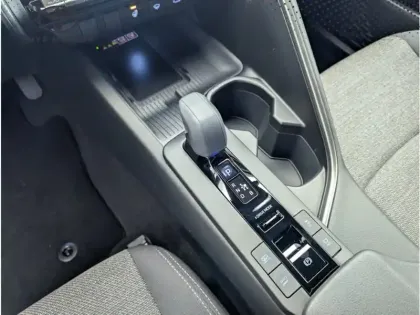 Photo 24 Toyota C-HR 2.0 PHEV 225 Graphic