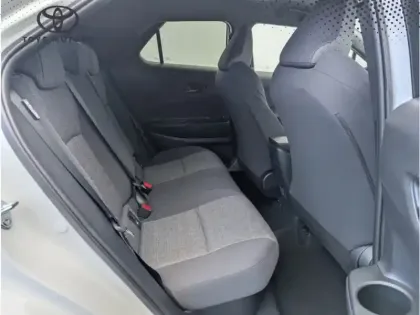 Photo 10 Toyota C-HR 2.0 PHEV 225 Graphic