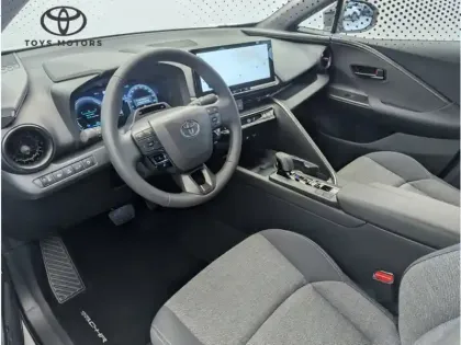 Photo 7 Toyota C-HR 2.0 PHEV 225 Graphic