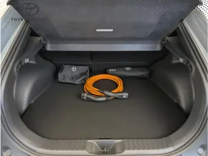 Photo 13 Toyota C-HR Design Grande Autonomie 77 kWh 224ch