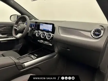 Photo 26 Mercedes GLA 200 d AMG Line