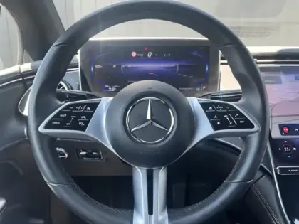 Photo 6 Mercedes Classe E Berline 300 Executive Line