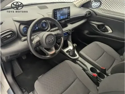 Photo 19 Toyota Yaris 120 VVT-i Design