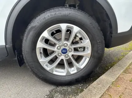 Photo 13 Ford Kuga 2.5 Duratec 190ch FHEV E85 Titanium BVA