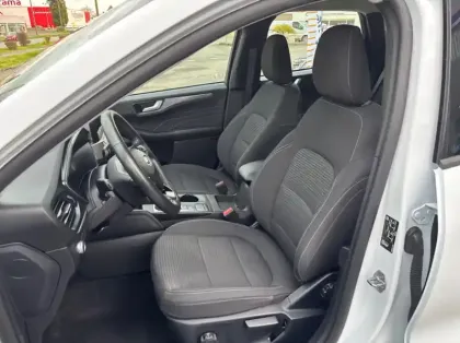 Photo 9 Ford Kuga 2.5 Duratec 190ch FHEV E85 Titanium BVA