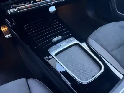 Photo 23 Mercedes Classe A 200 d AMG Line