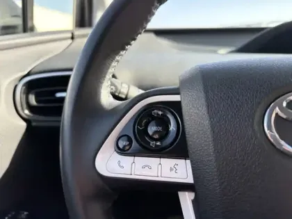 Photo 12 Toyota Prius Dynamic 1.8 122 ch