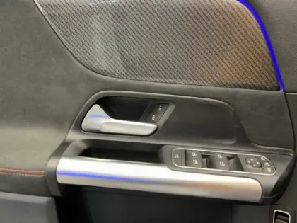 Photo 16 Mercedes GLA 200 d AMG Line