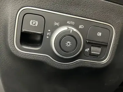 Photo 21 Mercedes GLA 200 d AMG Line