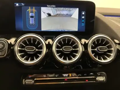 Photo 9 Mercedes GLA 200 d AMG Line