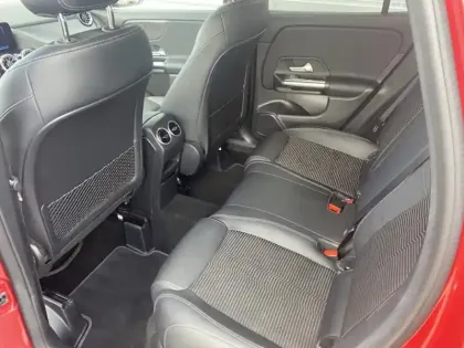 Photo 11 Mercedes GLA 250 e Progressive Line