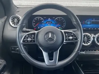 Photo 22 Mercedes GLA 250 e Progressive Line