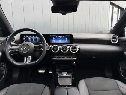 Photo 7 Mercedes CLA Coupé 250 e Hybrid EQ AMG Line