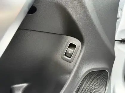 Photo 20 Mercedes CLA Coupé 250 e Hybrid EQ AMG Line