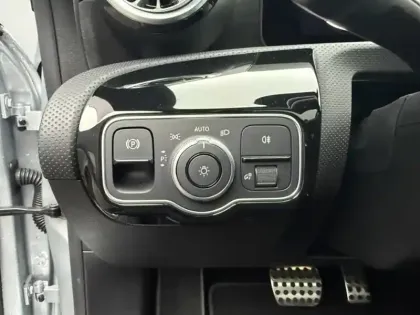 Photo 21 Mercedes CLA Coupé 250 e Hybrid EQ AMG Line