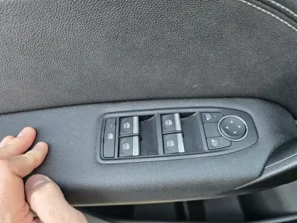 Photo 19 Renault Captur Gén. II (HJB) Ph1 NG Techno 5