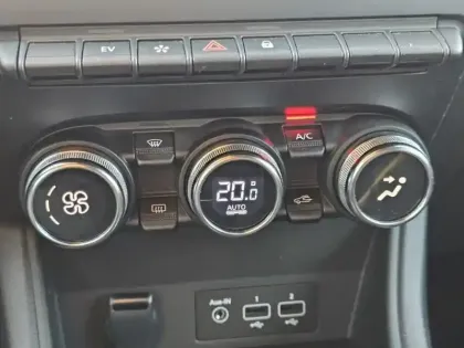 Photo 17 Renault Captur Gén. II (HJB) Ph1 NG Techno 5