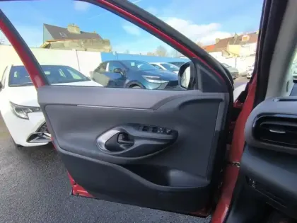 Photo 27 Toyota Yaris Gén. I Ph1 Collection 5