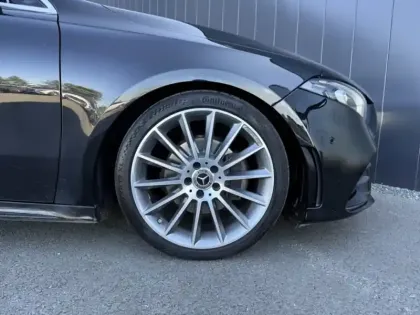 Photo 5 Mercedes Classe A 180 d AMG Line