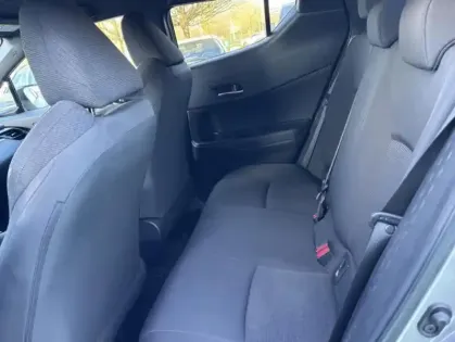 Photo 16 Toyota C-HR 1.8 HYBRIDE 122 DESIGN