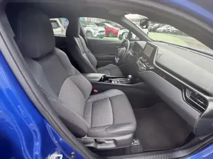 Photo 18 Toyota C-HR 1.8 Hybride 122 Edition