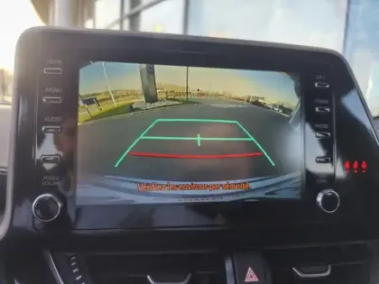 Photo 17 Toyota C-HR 1.8 Hybride 122 Dynamic