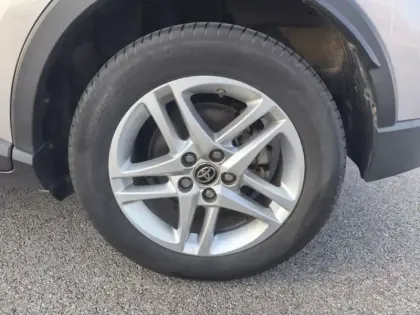 Photo 18 Toyota C-HR 1.8 Hybride 122 Dynamic