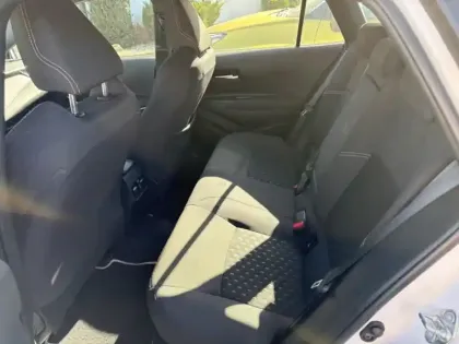 Photo 18 Toyota Corolla Hybride 1.8L 140h Dynamic Business