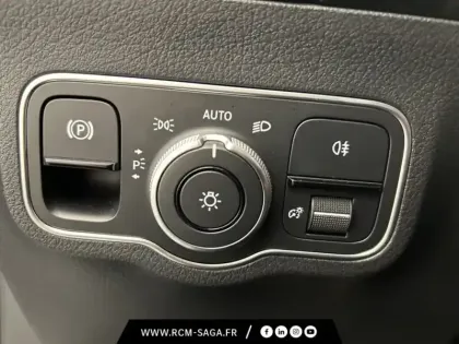 Photo 15 Mercedes GLA 200 d Progressive Line