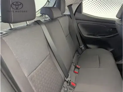 Photo 10 Toyota Yaris Hybride 116h Design