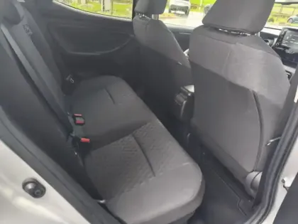 Photo 10 Toyota Yaris Hybride 116h Design