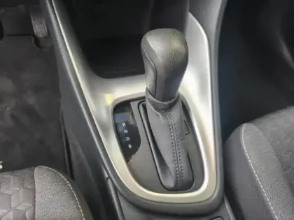 Photo 16 Toyota Yaris Hybride 116h Design