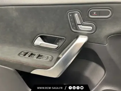 Photo 13 Mercedes Classe A 200 d AMG Line