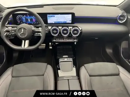 Photo 10 Mercedes Classe A 200 d AMG Line