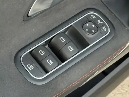 Photo 56 Mercedes Classe A Gén. IV (W177) Ph2 AMG Line 5