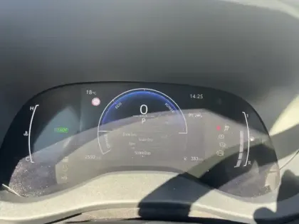 Photo 17 Toyota Yaris Hybride 116h Design