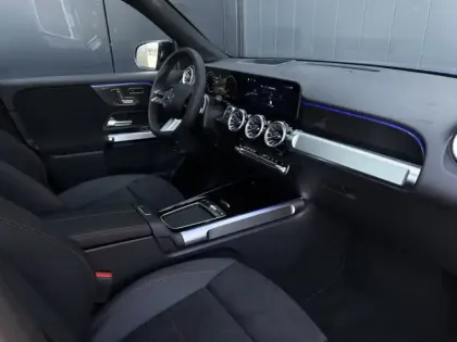 Photo 75 Mercedes GLB Gén. I (X247) Ph2 AMG Line 5