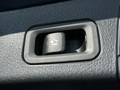 Photo 69 Mercedes GLB Gén. I (X247) Ph2 AMG Line 5