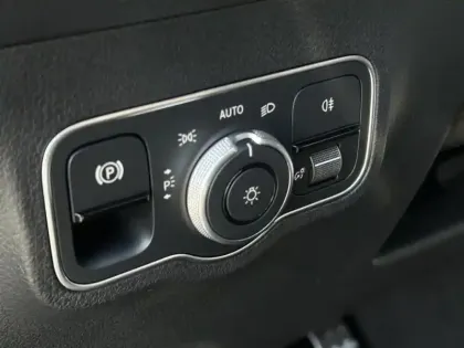 Photo 58 Mercedes GLB Gén. I (X247) Ph2 AMG Line 5