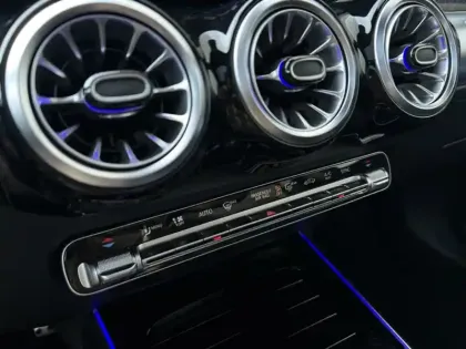 Photo 64 Mercedes GLB Gén. I (X247) Ph2 AMG Line 5