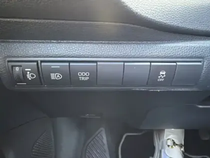 Photo 15 Toyota Corolla Hybride 1.8L 140h Dynamic Business